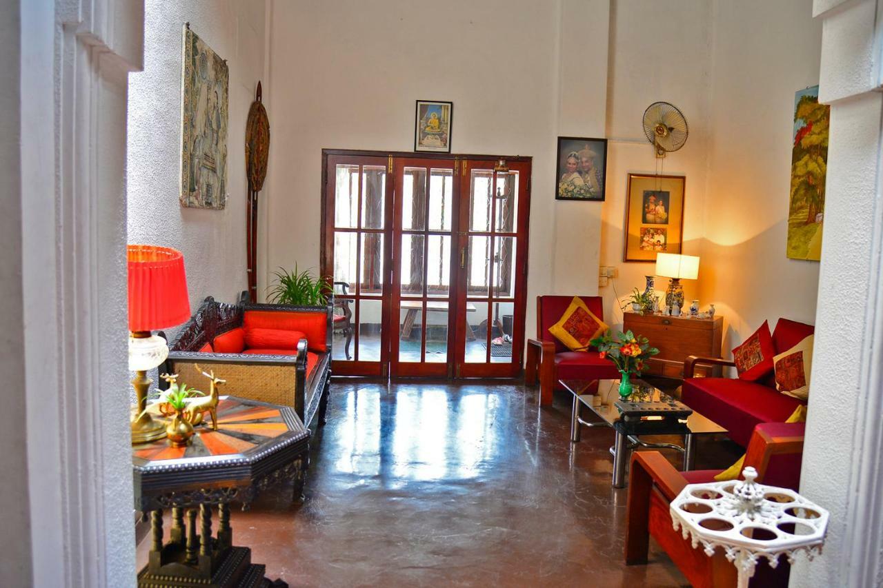 Kandy Inn Madugalle'S Family Guest House Dış mekan fotoğraf