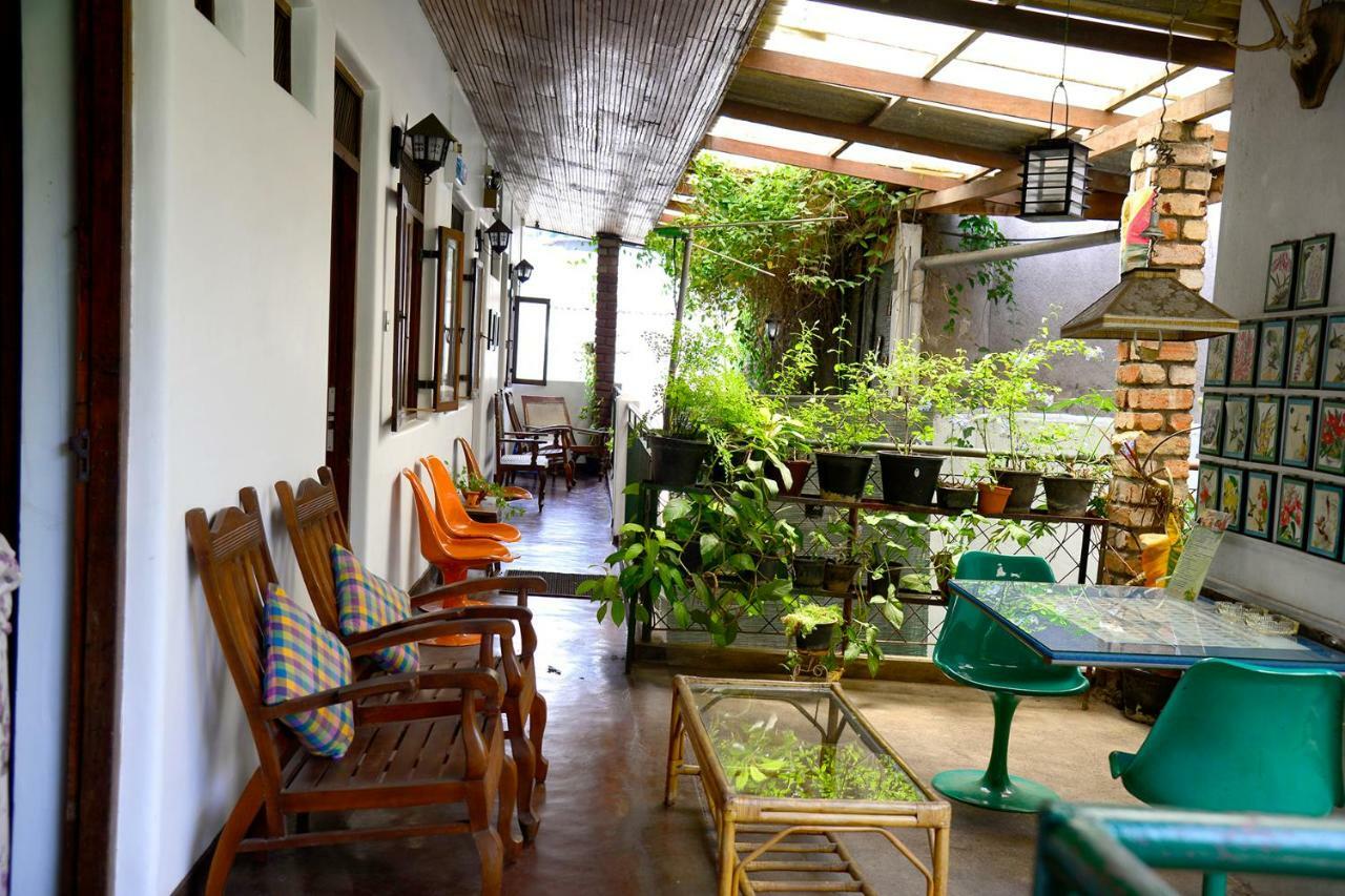 Kandy Inn Madugalle'S Family Guest House Dış mekan fotoğraf